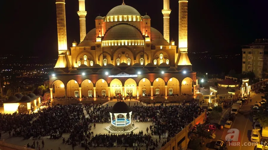 Mastürbasyon yapmak orucu bozar mı? Elle tatmin olmak orucu bozar mı? Orucu neler bozar? 35