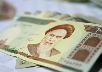 İran'ın resmi para birimi değişiyor