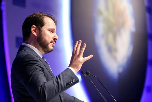 Bakan Albayrak: Yenilenebilir enerjide AB’yi geride bıraktık