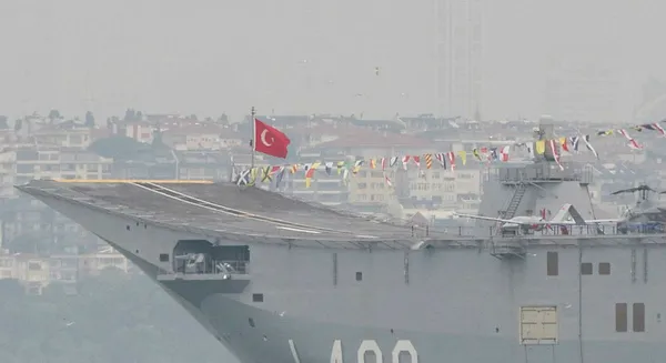 TCG Anadolu İstanbulluların ziyaretine yeniden açıldı - 1