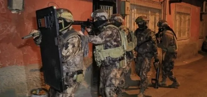 Son dakika: Adana’da terör örgütü PKK propagandası yapan 2 kişi yakalandı