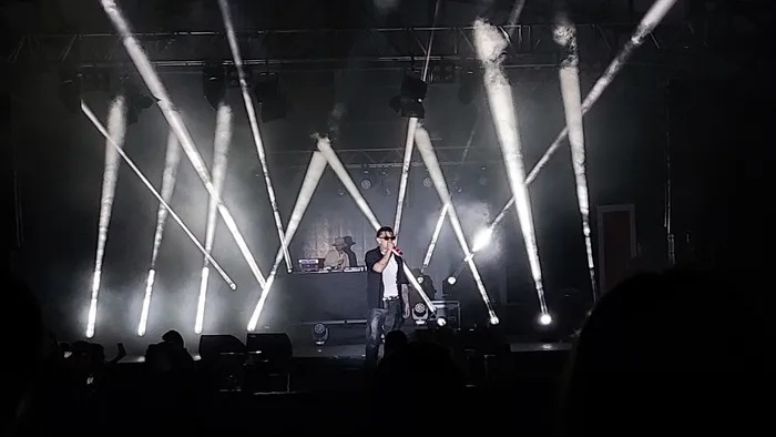 1715291167666.jpg Motive mahlaslı rapçinin konserinde tornavida ve bıçaklı saldırı: 2 genç yaralandı! "Niye selam vermediniz" kavgası - 5