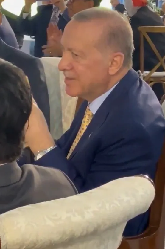 Başkan Erdoğan’ın sesinden Mehter Marşı! Endonezya’da renkli anlar