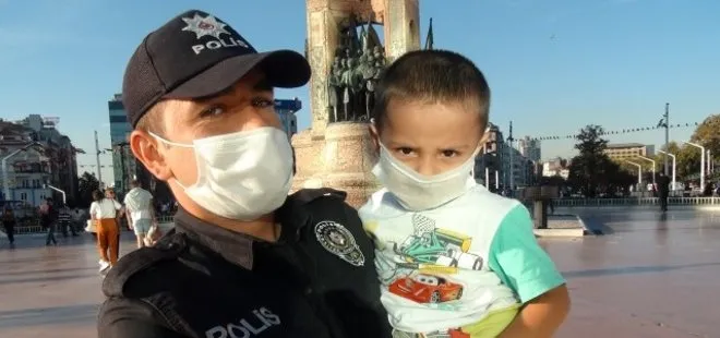 Taksim’de ailesini kaybeden çocuğu polis annesine ulaştırdı