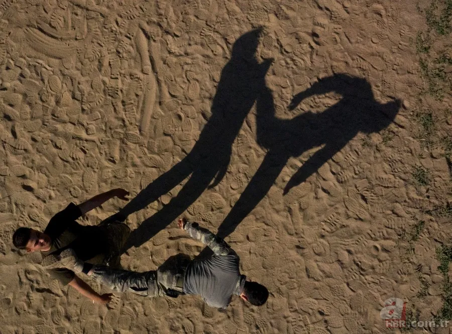 Karada ve suda düşmanın korkulu rüyası! İşte TSK'nın gözbebeği amfibi piyadeler 10