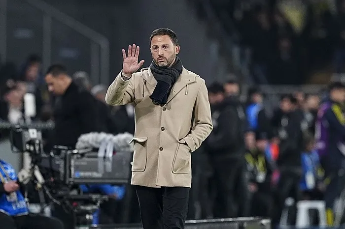 domenico-tedescodan-zirveye-mesaj-takim-gitgide-ustune-koyuyor-1765838730015.jpeg Fenerbahçe Teknik Direktörü Domenico Tedesco,