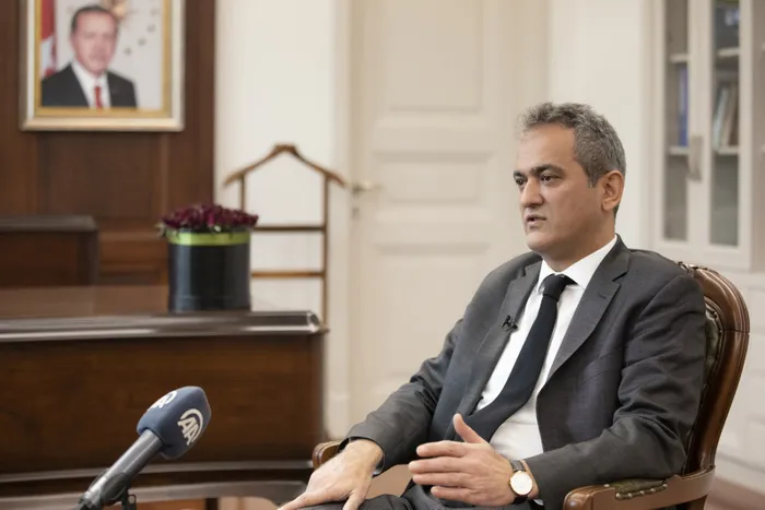 Son dakika: Milli Eğitim Bakanı Mahmut Özer’den Öğretmenlik Meslek Kanununa ilişkin açıklama: 60 yıllık özlem sona erdi