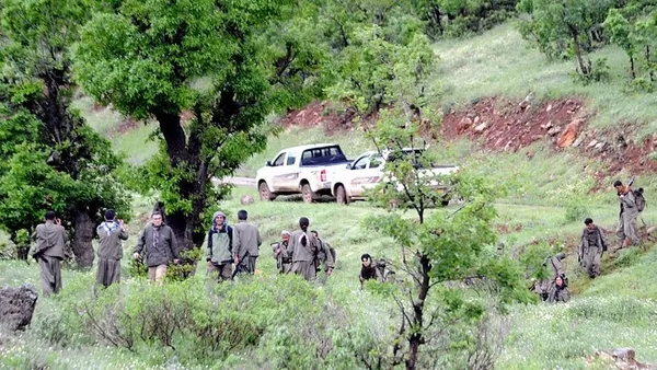 Terör örgütü PKK'nın sinsi planı: Sincar'da çocukları silah altına alıyor - 1