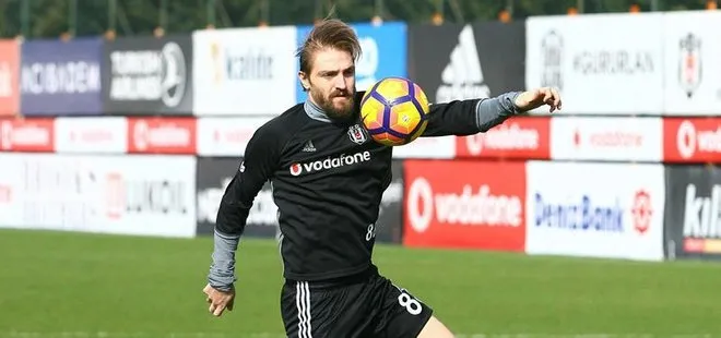 Beşiktaş, Caner Erkin’i KAP’a bildirdi
