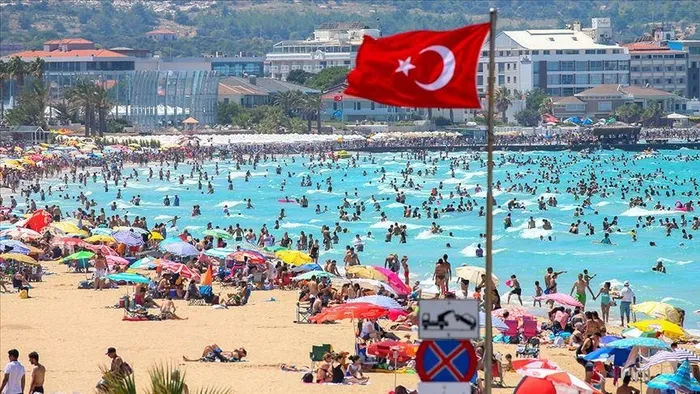 turizmde-9-gun-tatil-bayrami-doluluk-yuzde-90i-asti-1717576563983.jpeg Turizmde "9 gün tatil" bayramı! Doluluk yüzde 90'ı aştı - 5
