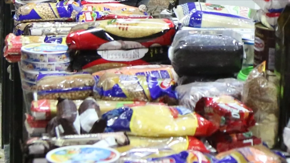 Çorum'da bakkalda son kullanma tarihi geçmiş 1004 ürün toplandı