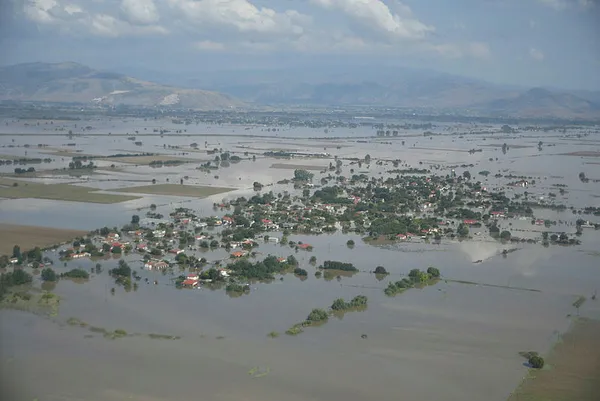 Yunanistan’daki selde ölü sayısı 17’ye yükseldi