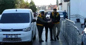 Adana’da yaya geçidindeki doktora bıçaklı saldırı