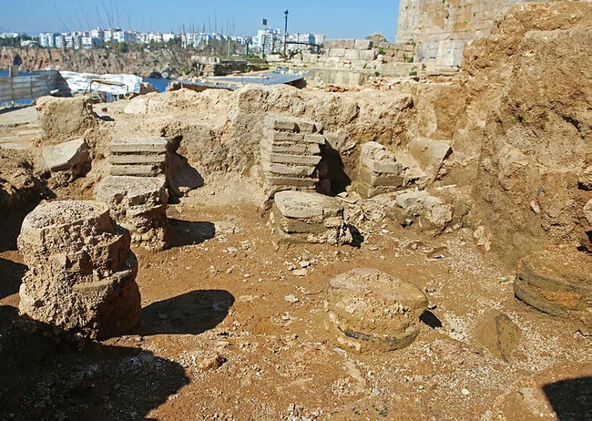 Antalya'da Hıdırlık Kulesi çevresindeki kazılarda Roma dönemine ait hamam kalıntıları bulundu - 2