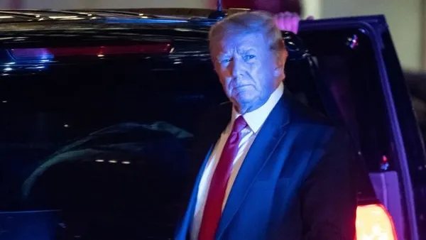 Son dakika: Trump’a FBI baskını: Evinde ne arandı? ABD gazetesi Washington Post’tan bomba iddia