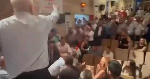 CHP ilçe kongrelerinde kavga kıyamet!