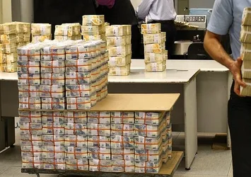 Erdoğan'ın çağrısı işe yaradı! Türk lirası ile ihracat hız kesmiyor
