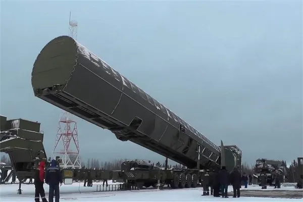 Rusya balistik ve seyir füzelerini kullanacak! Putin bizzat yönetecek