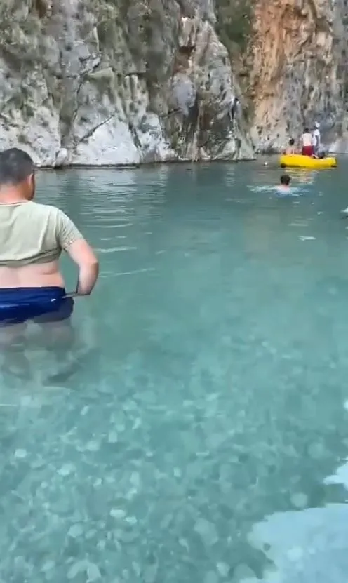 antalyada-kanyonda-feci-olum-basina-tas-dustu-1657804631878.jpg Antalya’da kanyonda feci ölüm! Başına taş düştü - 2