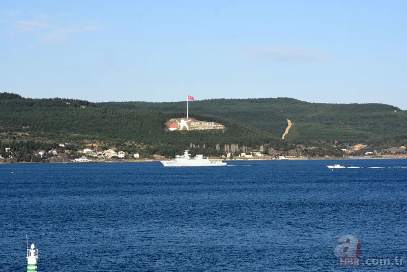 Çanakkale Boğazı'ndan geçen Pakistan donanmasına ait gemi Türk Bayrağı açtı 2