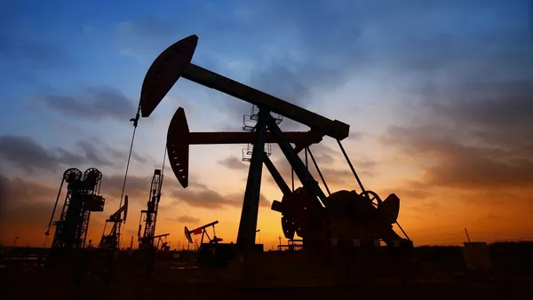 brent-petrolde-73-gun-sonra-bir-ilk-kritik-seviyenin-altini-gordu-1657119822904.jpg Brent petrolde 73 gün sonra bir ilk: Kritik seviyenin altını gördü - 2