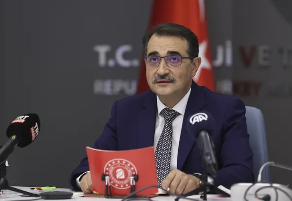 Son dakika: Enerjinin kalbi Turkuvaz Medya’da attı! Bakan Dönmez Karadeniz’de ilk kaynak için tarih verdi