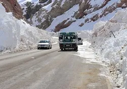 Çığ yolu kapatmıştı! Van-Hakkari hattında ulaşım açıldı