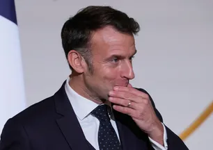 Fransa Cumhurbaşkanı Macron'un kitabı çıktı: Bir grup erkek tarafından yönetiliyormuş