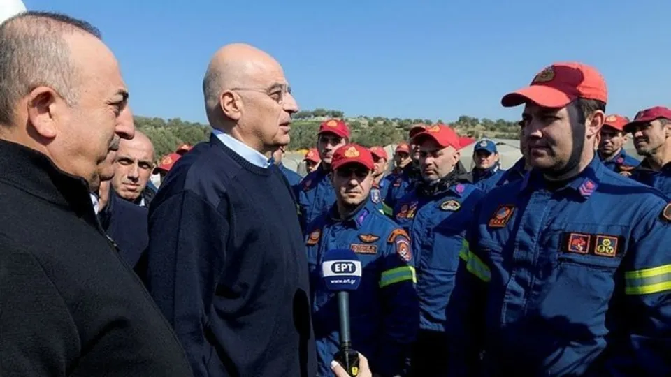 Yunanistan Dışişleri Bakanı Nikos Dendias'tan kriz çıkaracak sözler! İstanbul ismini kullanamadı