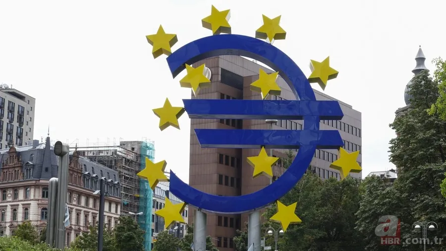 Avrupa’da enflasyon son 4 yılın zirvesinde: Büyüme beklentileri yarı yarıya düştü 4