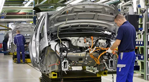 Otomotiv devleri üretimi durdurdu! Ürün yetersizliği otomotiv sektörünü vurdu