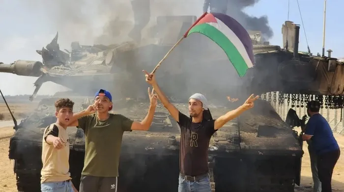 bibinin-kovdugu-savunma-bakani-gallant-ilk-kez-konustu-itiraf-niteliginde-aciklamalar-7-ekim-sabahi-1739456108143.jpg Foto: Arşiv