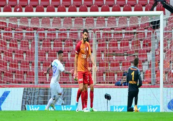 Galatasaray'a Paşa darbesi