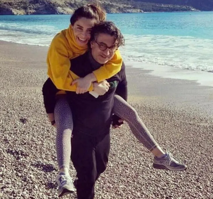 Nur Fettahoğlu eski eşi Levent Veziroğlu ile tatile çıktı! Gün boyu oturmadı