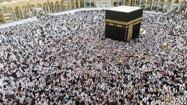 1619376797926.jpg Suudi Arabistan'dan Kabe açıklaması! "Tam bir buçuk milyon kişi..." - 2