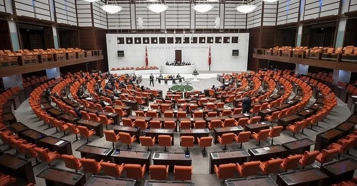 Son dakika: AK Parti ve MHP yeni anayasa çalışmalarına hız verdi! 50+1 barajı ve AYM detayı