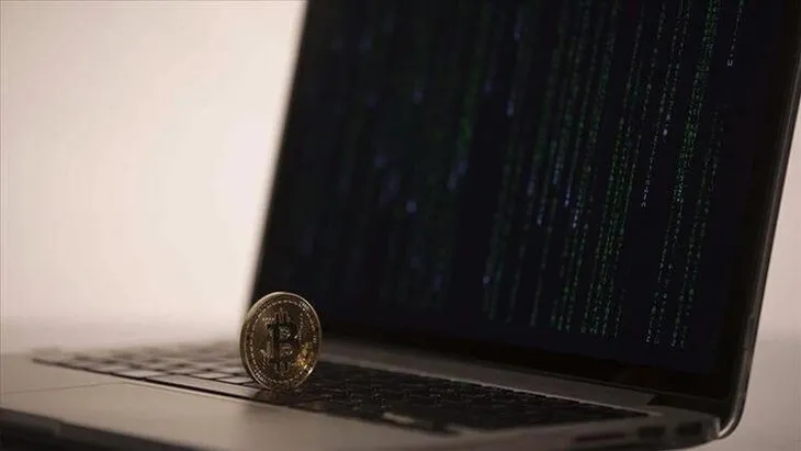 Dünya şokta! Bitcoin'e büyük darbe: Kripto paralar tepetaklak oldu