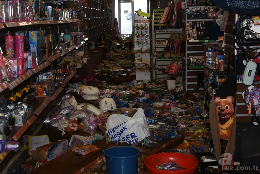 İzmir Venedik’e döndü CHP'li Tunç Soyer Avrupa’ya gitti! İklim krizi diyen Soyer’e vatandaş tepkili: Yönetim krizi... 17