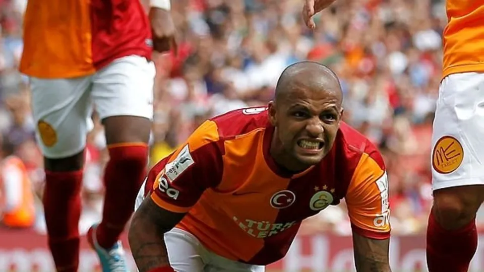 Felipe Melo'nun ikizini görenler gözlerine inanamadı!