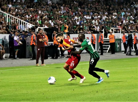 Galatasaray ligin ilk maçında Denizlispor’a mağlup oldu