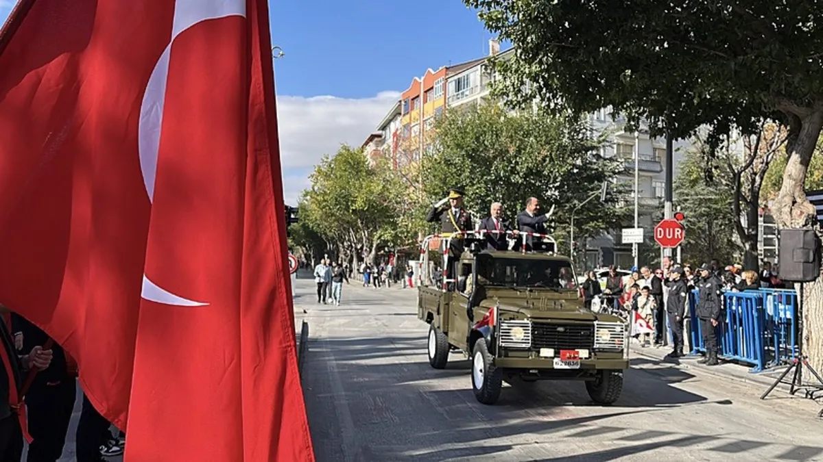 Konya ve çevre illerde Cumhuriyet'in 102. yıl dönümü kutlandı