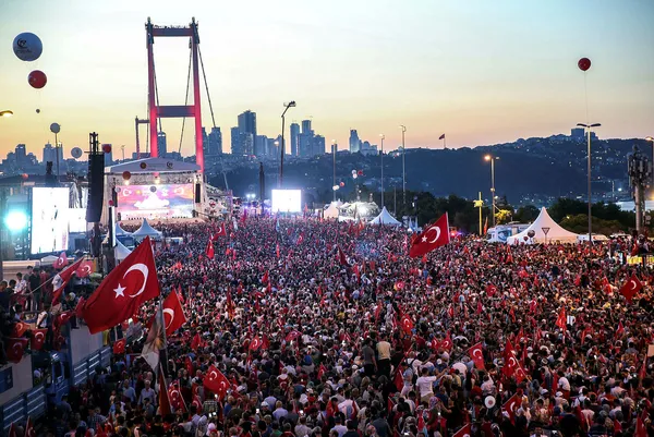 Şehit yakını ve gazilerden Cihangir İslam hakkında suç duyurusu