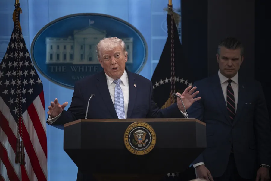 CANLI | Trump'tan İran'a tehdit! İran'dan ABD üslerine saldırı - 1