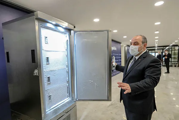 Son dakika | Sanayi ve Teknoloji Bakanı Mustafa Varank bu sözlerle duyurdu: "Çok etkilendim" - 4