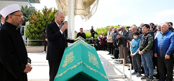 Başkan Erdoğan lisedeki hocası Ahmet Karaman’ın cenaze namazına katıldı