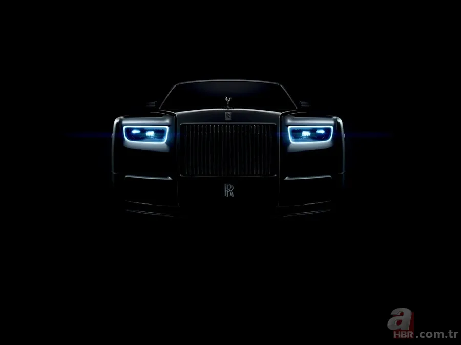 İşte Rolls-Royce'un sekizinci kuşak "Yeni Phantom"u 12