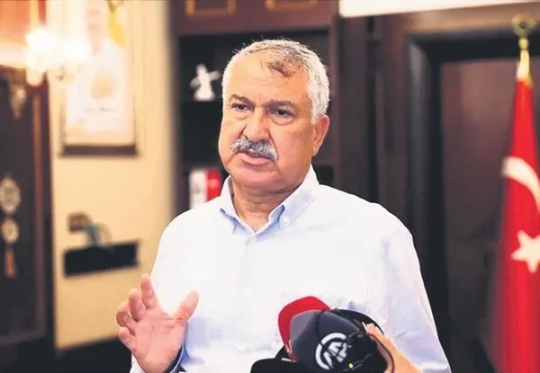 1672810661099.jpeg İzmir'den sonra şimdi de Adana! CHP'li belediyeler sanatı ve sanatçıyı yok saydı! Sendikadan şeffaflık çağrısı - 2