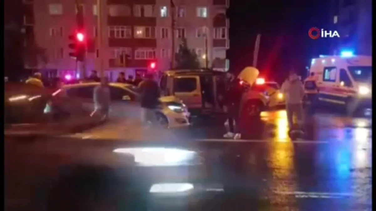 Kocaeli'de feci kaza: 7 yaralı