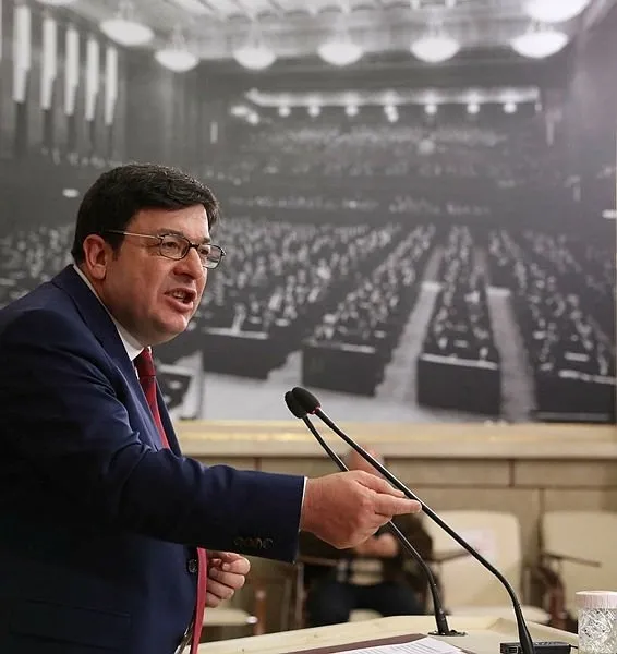 1682493976237.jpg CHP Genel Başkan Yardımcısı Muharrem Erkek'in dosyası kabarık çıktı! Kılıçdaroğlu'nun Adalet Bakanı gözüyle bakılıyor