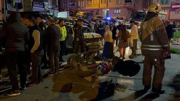 1707514592359.jpg Kağıthane'de otomobil kontrol çıktı sohbet eden 2 kişiyi yaraladı! - 1